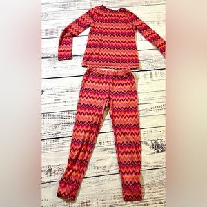 Girls REI Chevron pjs pajamas size small 8 pink purple orange